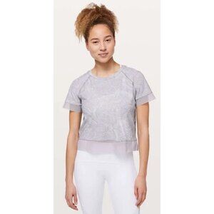 Lululemon Stripe In Stride In Spirit Paisley Crew Neck‎ Short Sleeve Tops